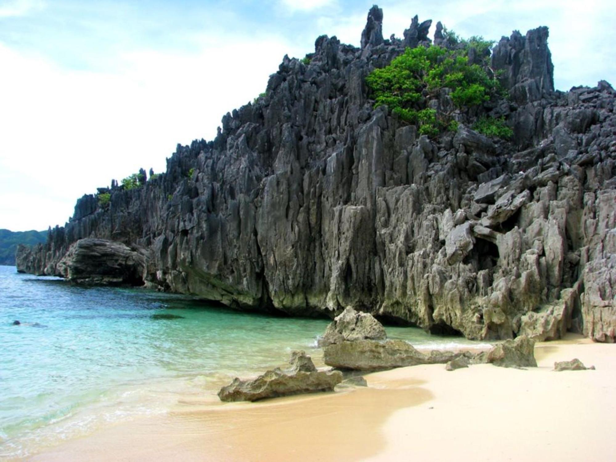 Reddoorz Near Colgante Bridge Naga City Bagian luar foto